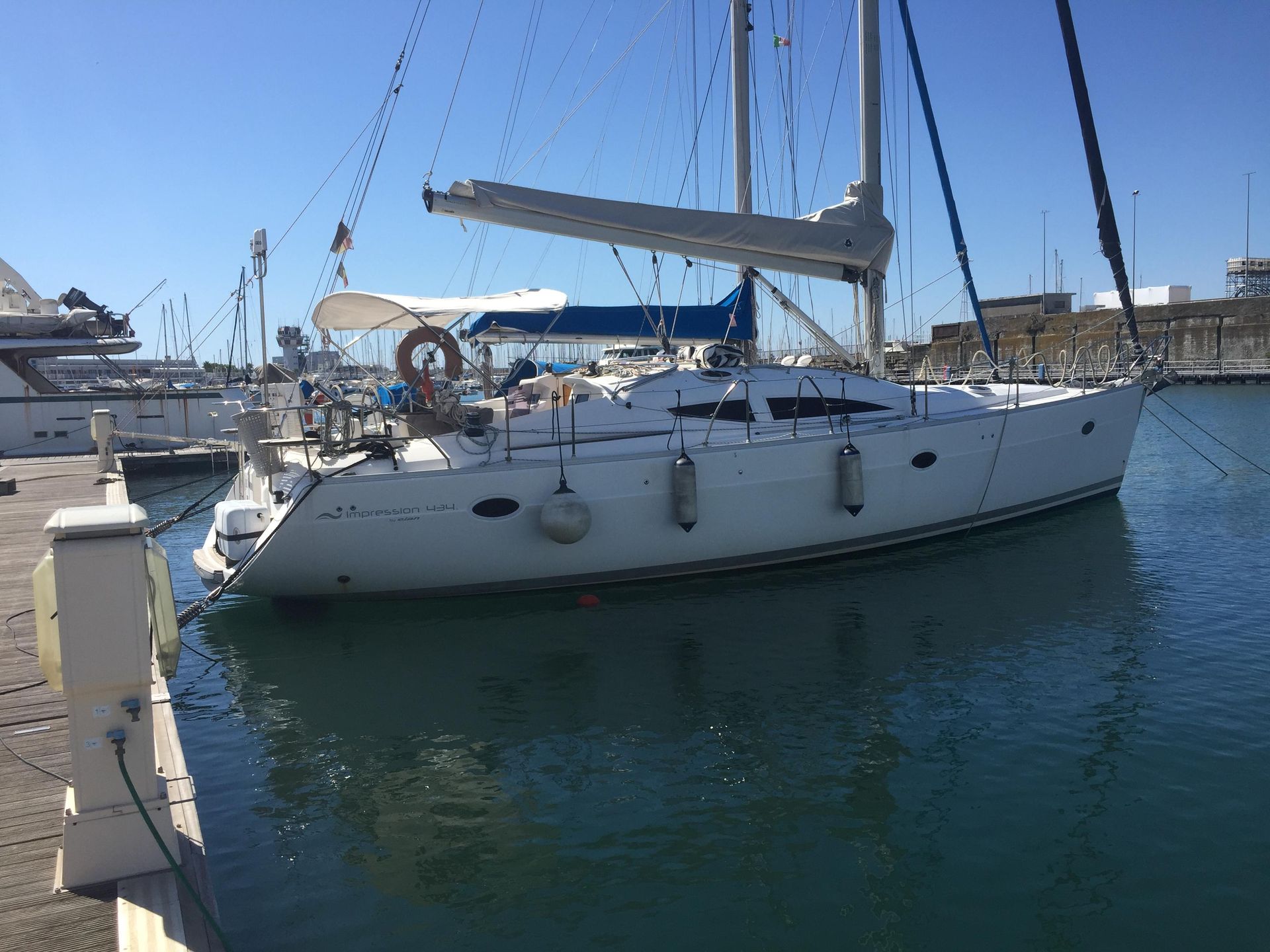 2005 Elan Marine Impression 434 — en venta — NYB Lefkas, Greece — photo 1 of 11