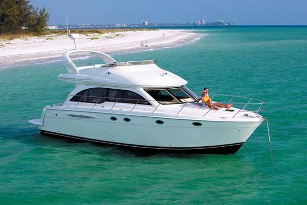 2006 Meridian 411 Sedan — zu verkaufen — Miami, United States — photo 1 of 5