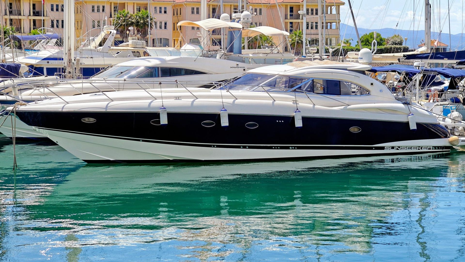 2002 Sunseeker Predator 56 — en venta — Gibraltar, Gibraltar — photo 1 of 31
