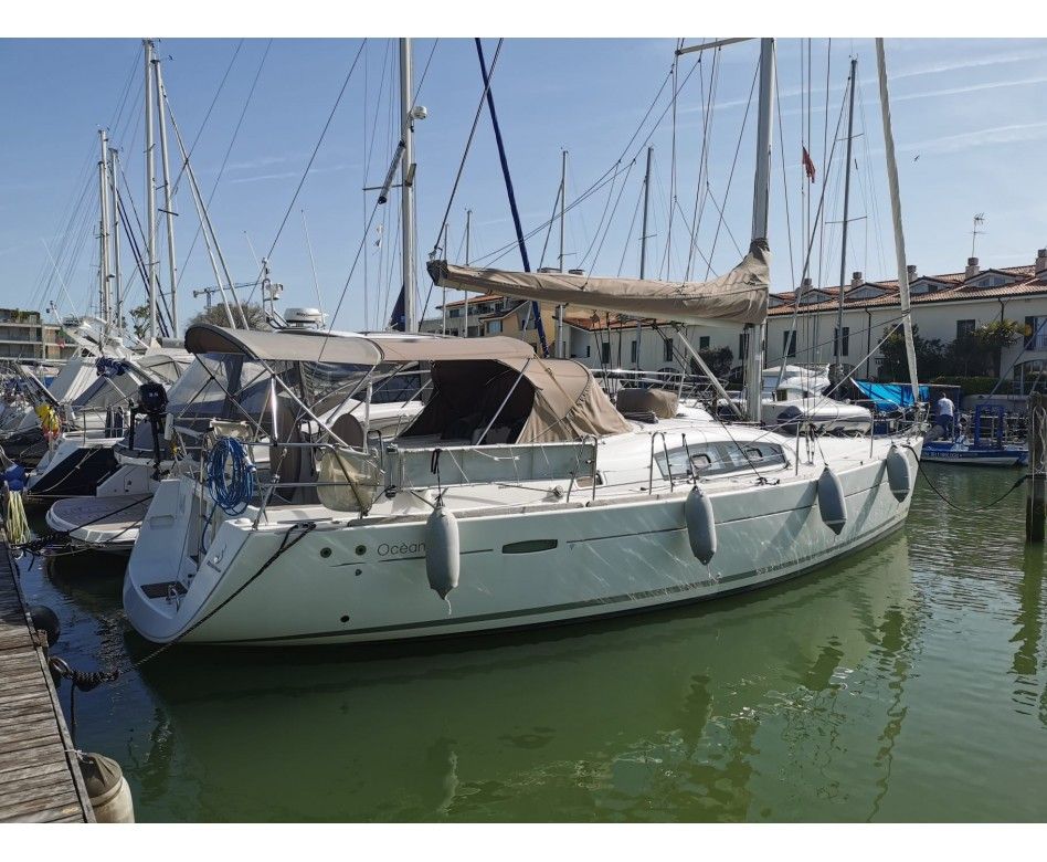 2008 Beneteau Oceanis 40 — à vendre — Porto Santa Margherita, Italy — photo 1 sur 11