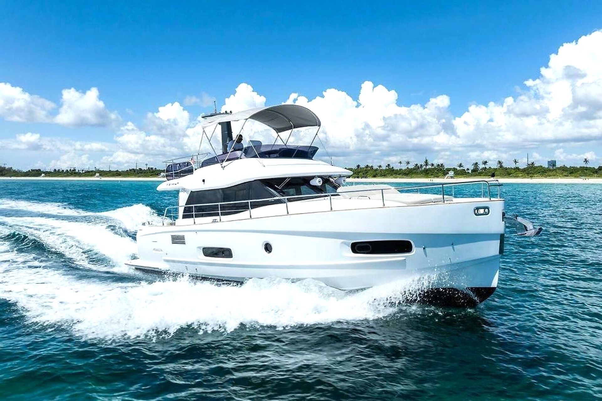 2021 Azimut Magellano 43 — na sprzedaż — China — photo 1 of 10
