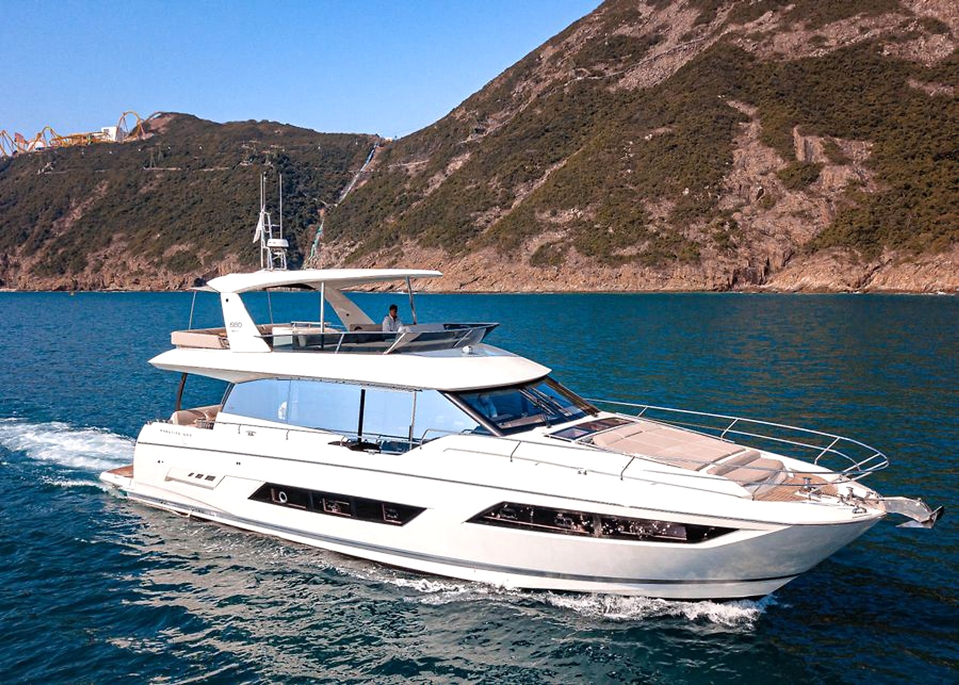 2020 Prestige 680 Flybridge — na sprzedaż — Hong Kong — photo 1 of 40