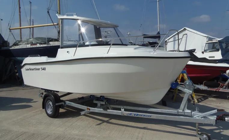 2024 Smartliner Weekender 540 — zu verkaufen — Plymouth, United Kingdom — photo 1 of 28