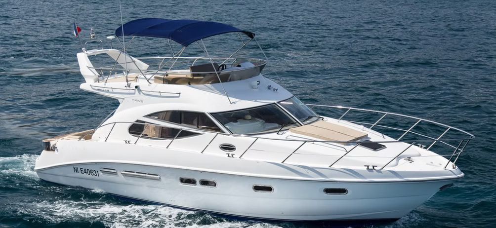 2026 Sealine F 42/5 — te huur — Saint-Tropez, France — photo 1 of 4