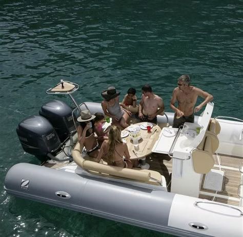 2026 Zodiac Medline 850 — for charter — Saint-Tropez, France — photo 1 of 4
