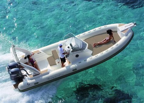 2026 Capelli Tempest 850 — en alquiler — Saint-Tropez, France — photo 1 of 4