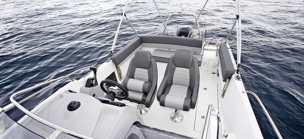 2019 Jeanneau Cap Camarat 7.5 CC — zu chartern — Saint-Tropez, France — photo 1 of 4
