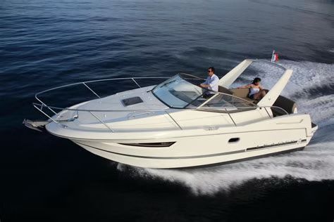 2014 Jeanneau Leader 8 — te huur — Saint Tropez, France — photo 1 of 6