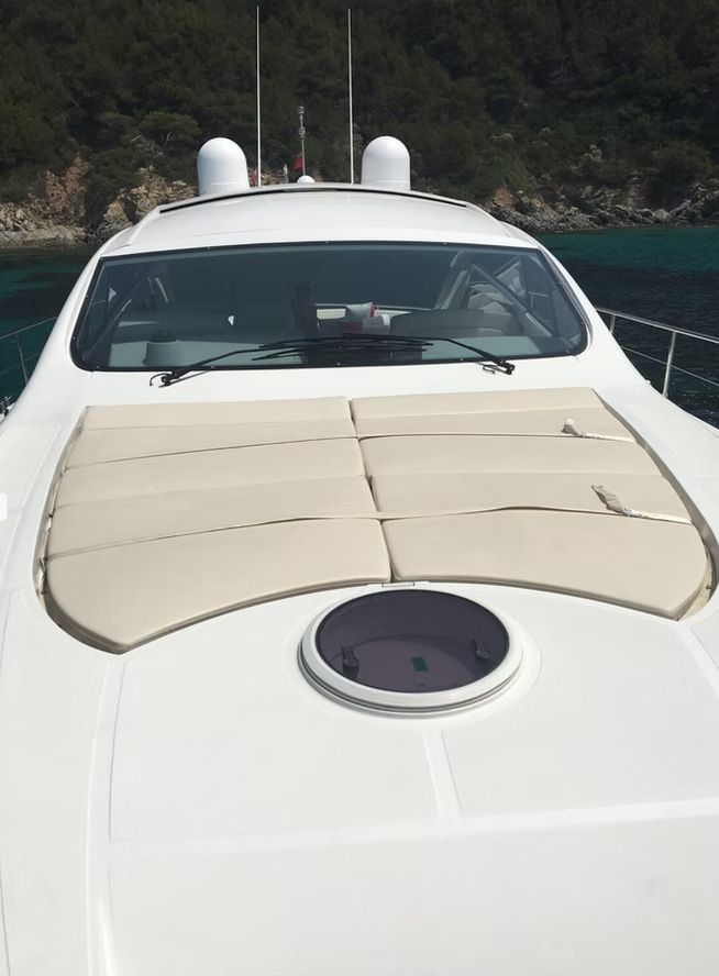 2005 Pershing 56 — en alquiler — Na, France — photo 1 of 13