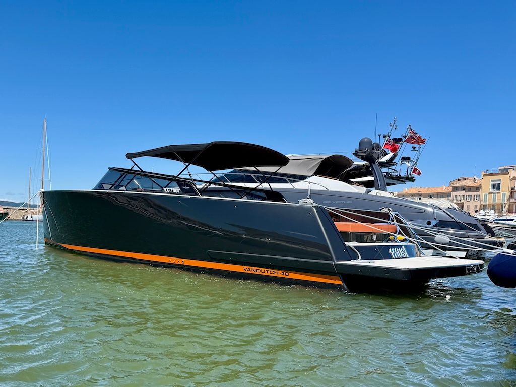 2024 VanDutch Yachts 40 — en venta — Sainte Maxime, France — photo 1 of 20