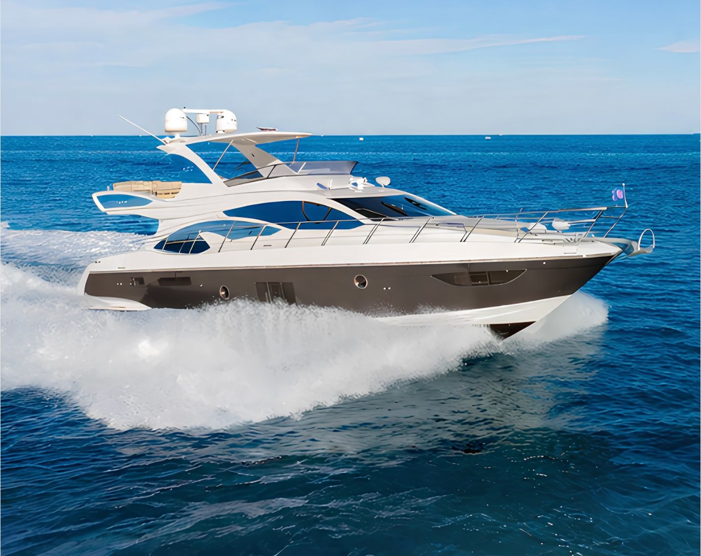 2017 Azimut 60 Flybridge — à vendre et à louer — Golfe Juan, France — photo 1 sur 11