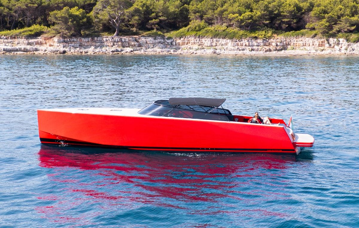 2013 VanDutch 55 Balmar — in vendita e a noleggio — Golfe Juan, France — photo 1 of 9
