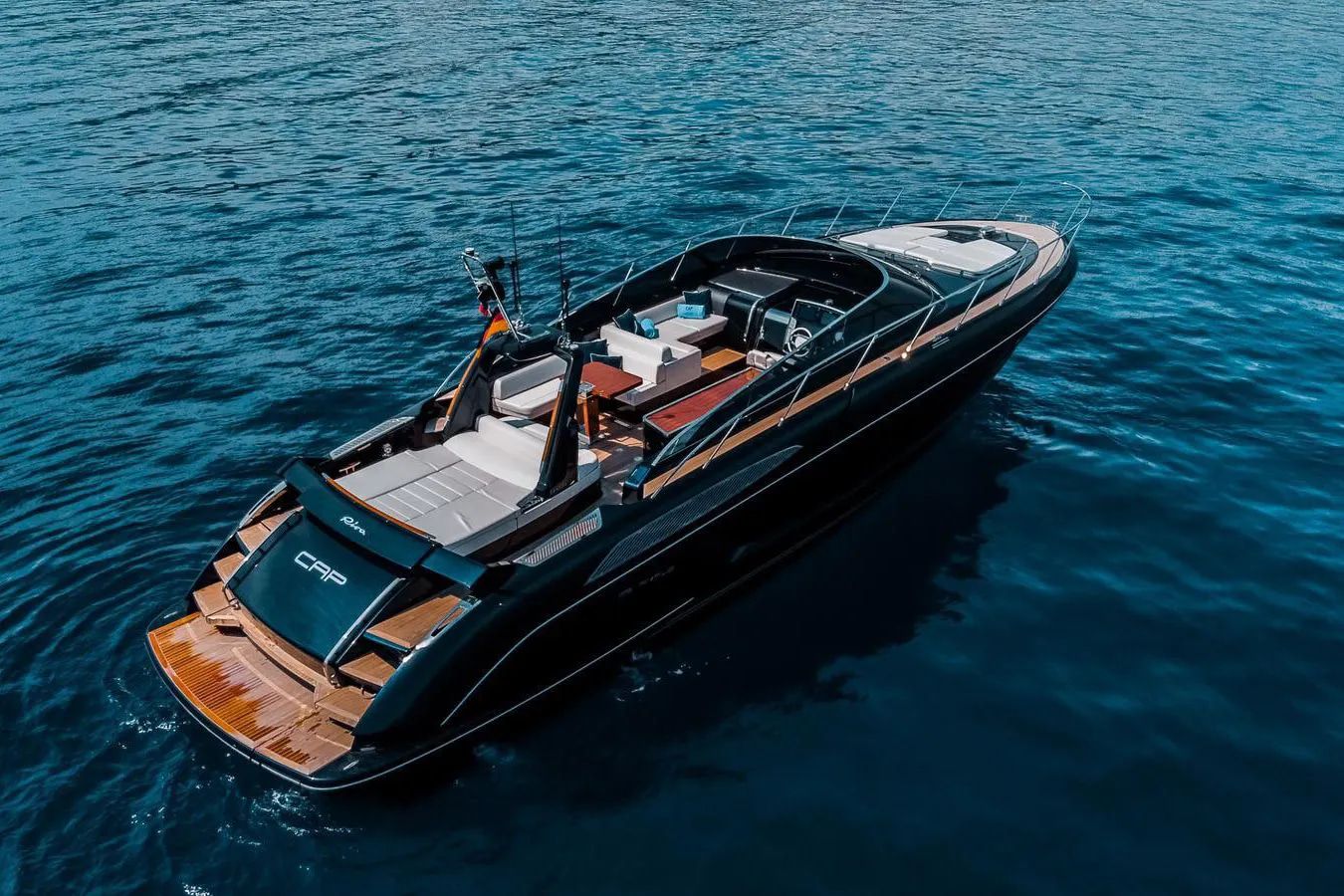 2025 Riva 56 Rivale — zu chartern — Golfe Juan, France — photo 1 of 6