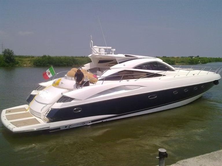 2003 Sunseeker Predator 68 — en venta — Na, Italy — photo 1 of 2