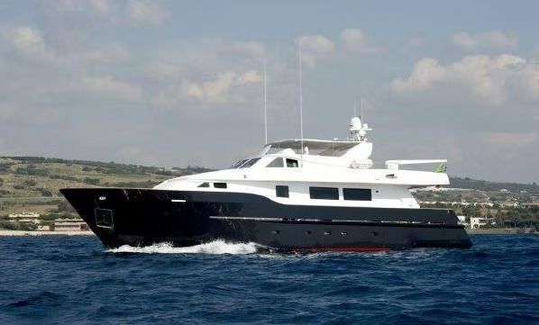 2010 CBI Navi 90 — en venta — Italy — photo 1 of 1