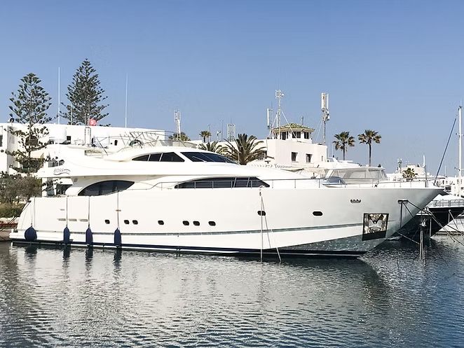 2002 Ferretti CL 94 — te koop — Italy — photo 1 of 1