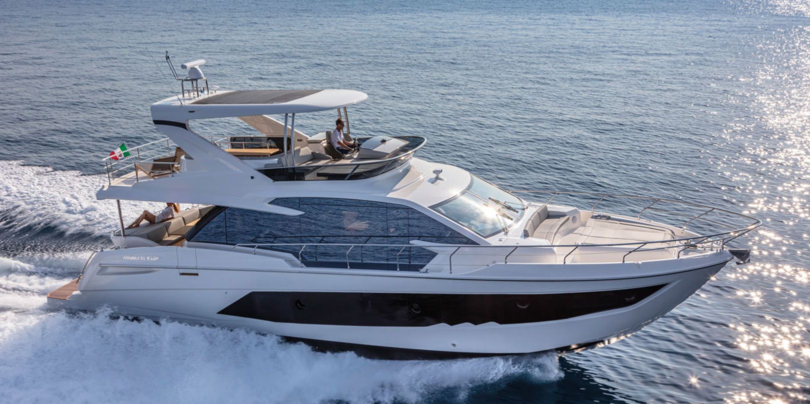 2021 Absolute 62 FLY — in vendita — Miami, United States — photo 1 of 10