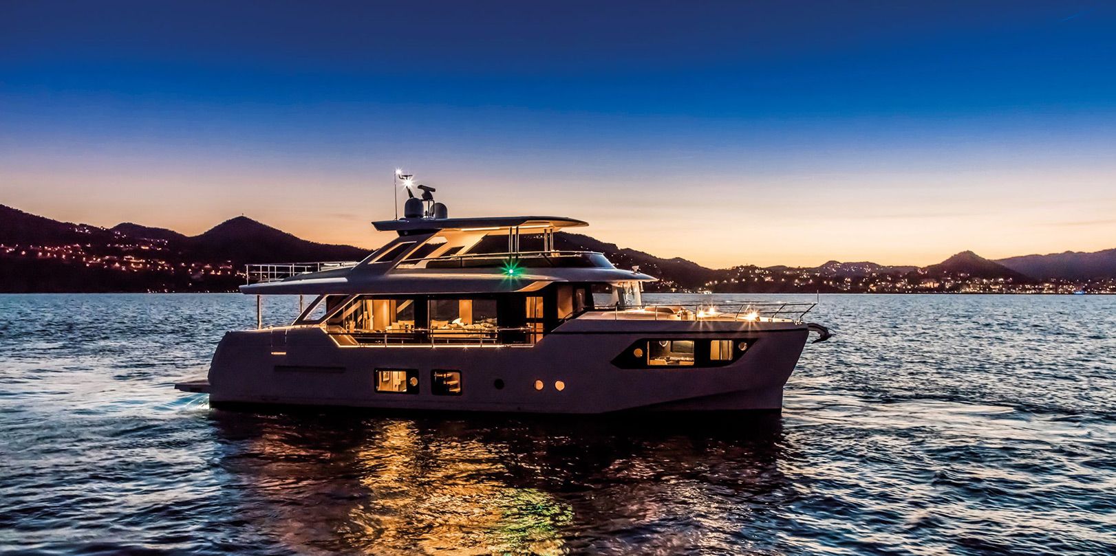 2021 Absolute Navetta 73 — in vendita — New York, United States — photo 1 of 33