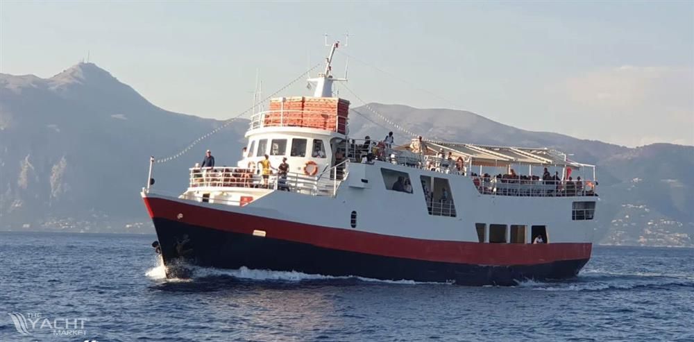 1970 Custom Ferry — à vendre — Athens, Greece — photo 1 sur 7