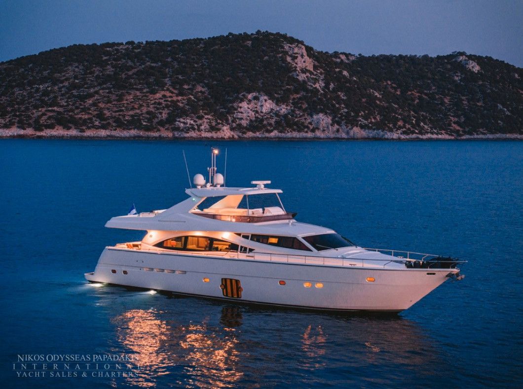 2009 Ferretti 830 — en venta — Greece — photo 1 of 23