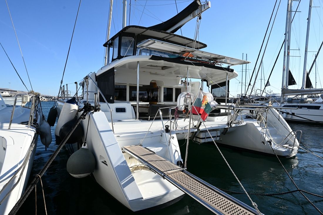 2017 Lagoon 450 F — in vendita — Athens, Greece — photo 1 of 61