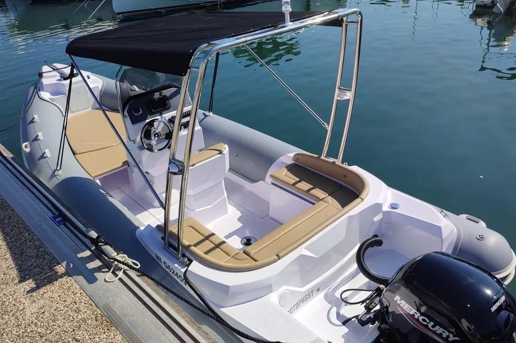 2023 Italboats Predator 650 — zu verkaufen — Mandelieu La Napoule, France — photo 1 of 12