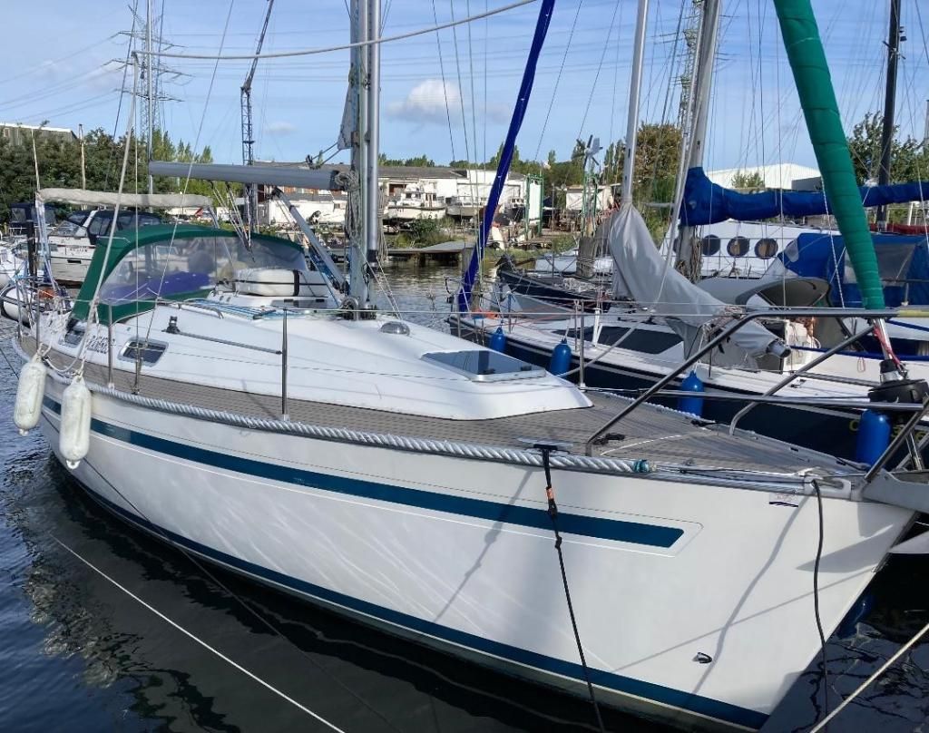 1997 Bavaria 32 Holiday — en venta — Lübeck, Germany — photo 1 of 21