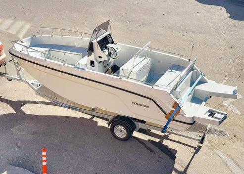 2026 Poseidon Blu Water 210 — zu verkaufen — Swanwick, United Kingdom — photo 1 of 12