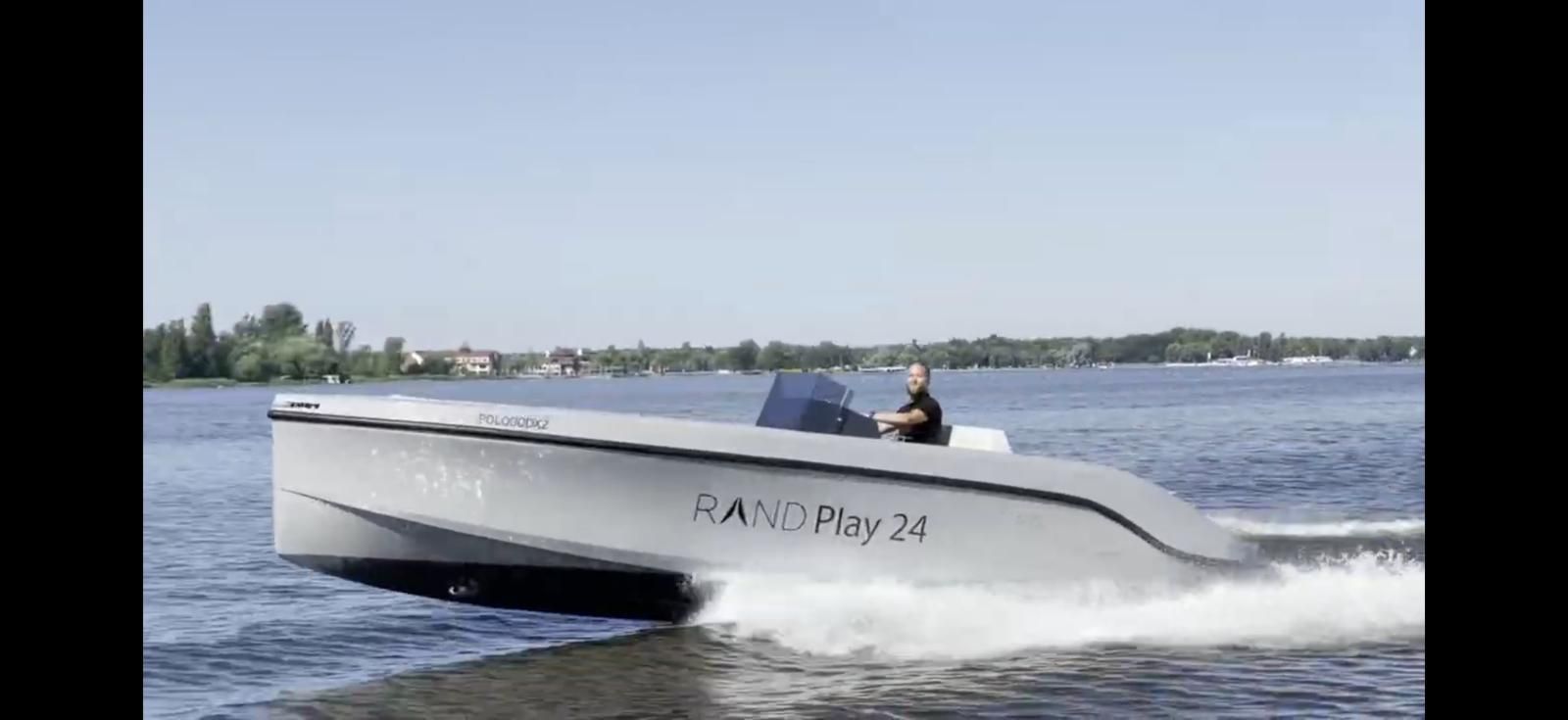 2022 RAND PLAY 24 — na sprzedaż — Chertsey, United Kingdom — photo 1 of 34