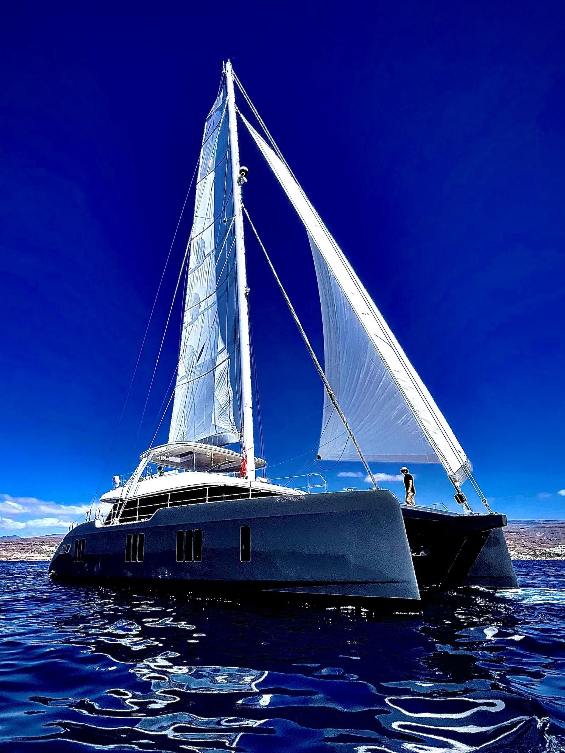 2022 Sunreef 70+ — à louer — Spain — photo 1 sur 26