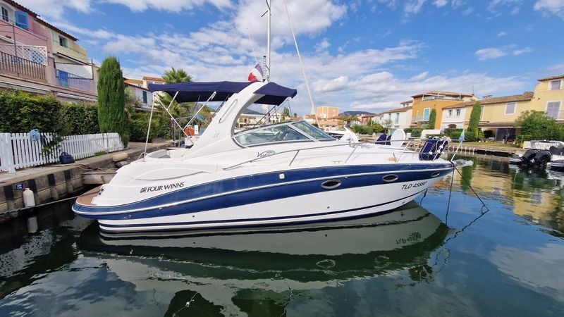 2007 Four Winns 318 Vista — en venta — Grimaud, France — photo 1 of 21