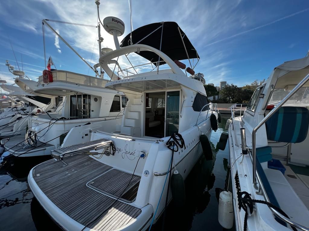 2006 Jeanneau Prestige 36 — na sprzedaż — Na, France — photo 1 of 1