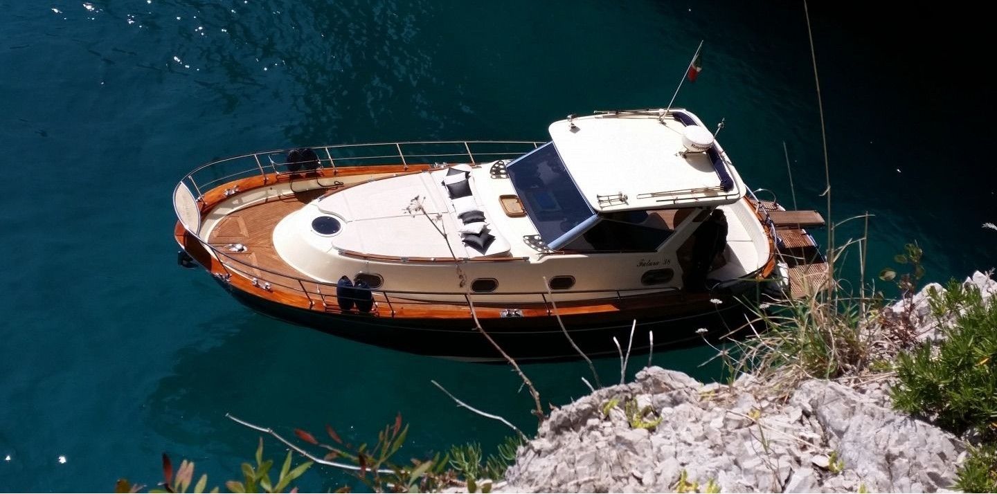 2013 Esposito Futura 38 — for sale — Latina, Italy — photo 1 of 11
