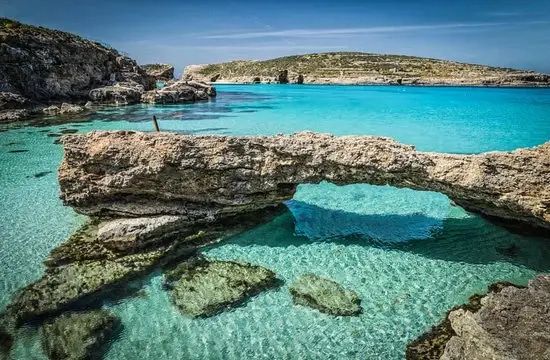 2019 FUORISERIE 380 Catamaran — zu chartern — Malta Gozo Cumin, Malta — photo 1 of 1