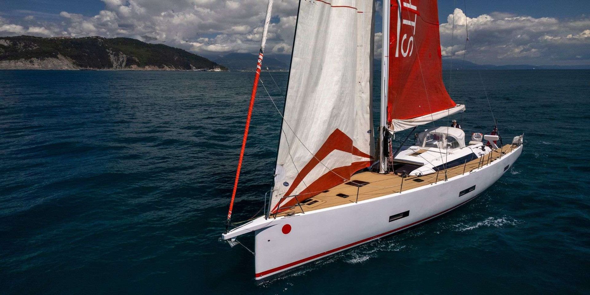 2020 ICE Yachts PURA FOLLIA — en alquiler — Rome, Italy — photo 1 of 15