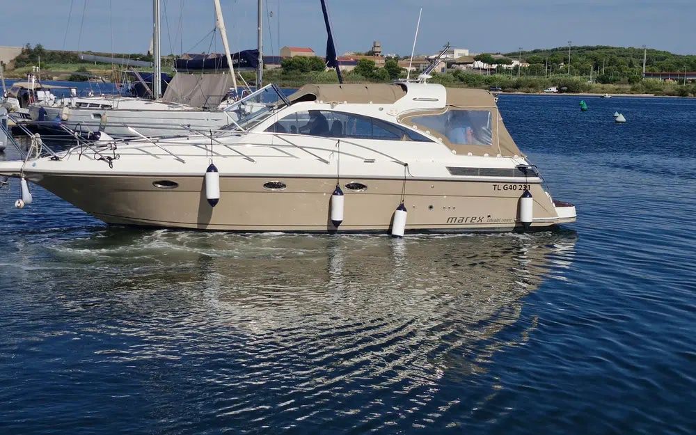 2016 Marex 350 CC Cabriolet Cruiser — zu verkaufen — Martigues, France — photo 1 of 32