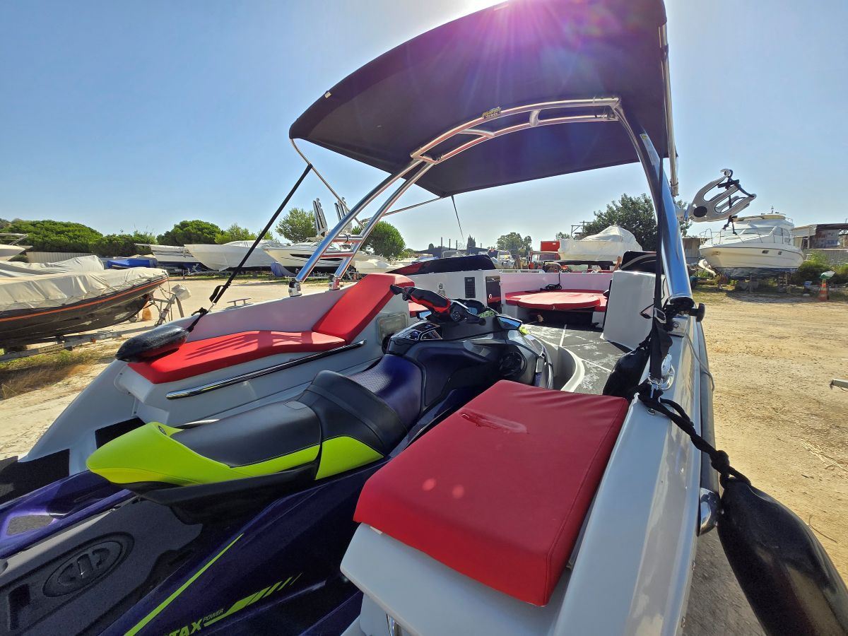 2017 Sealver Wave Boat 656 — in vendita — Martigues, France — photo 1 of 26