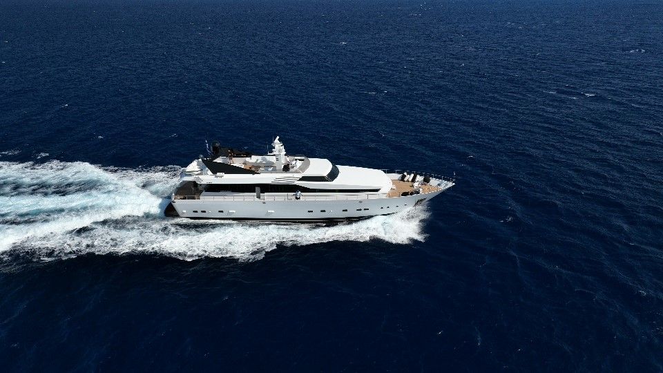 1988 Cantieri Di Pisa Bellini — en alquiler — Agios Kosmas, Greece — photo 1 of 19