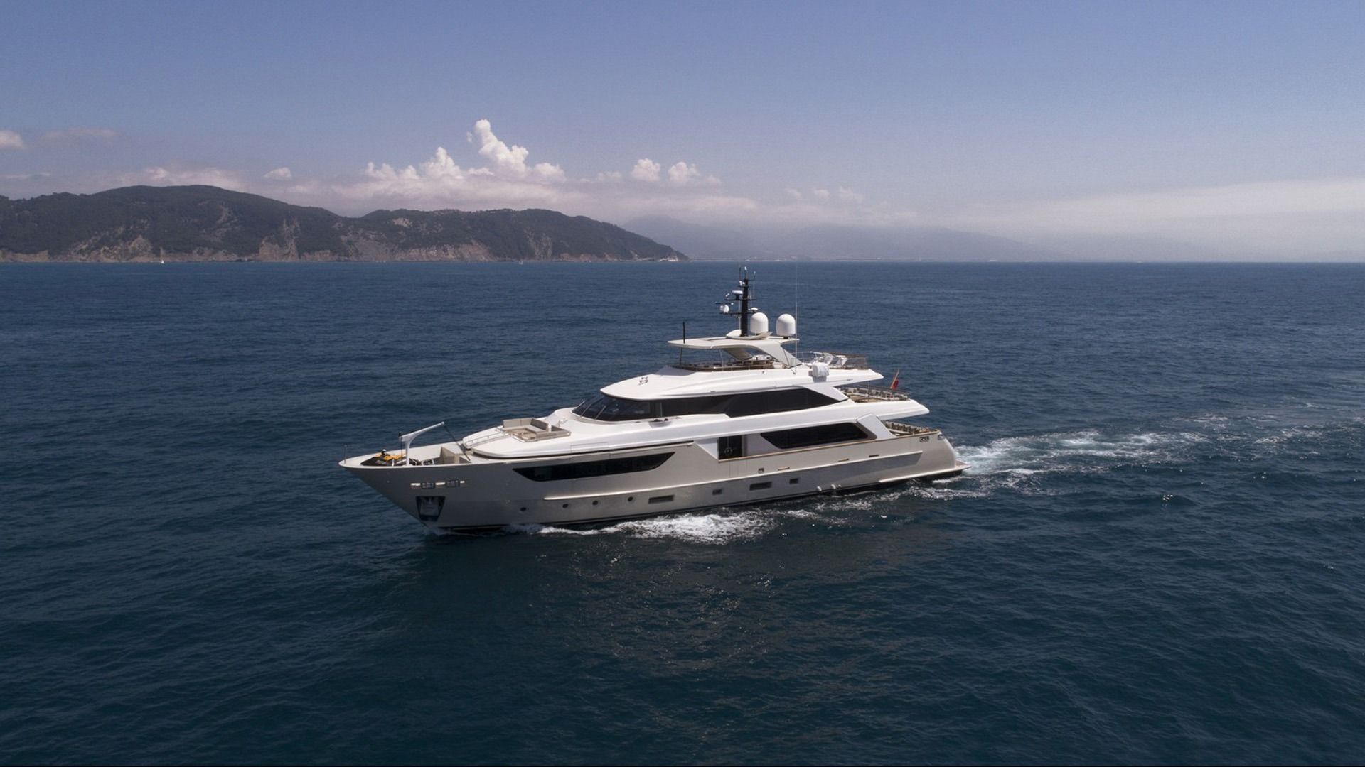 2019 Sanlorenzo FATSA — na czarter — Malta — photo 1 of 16
