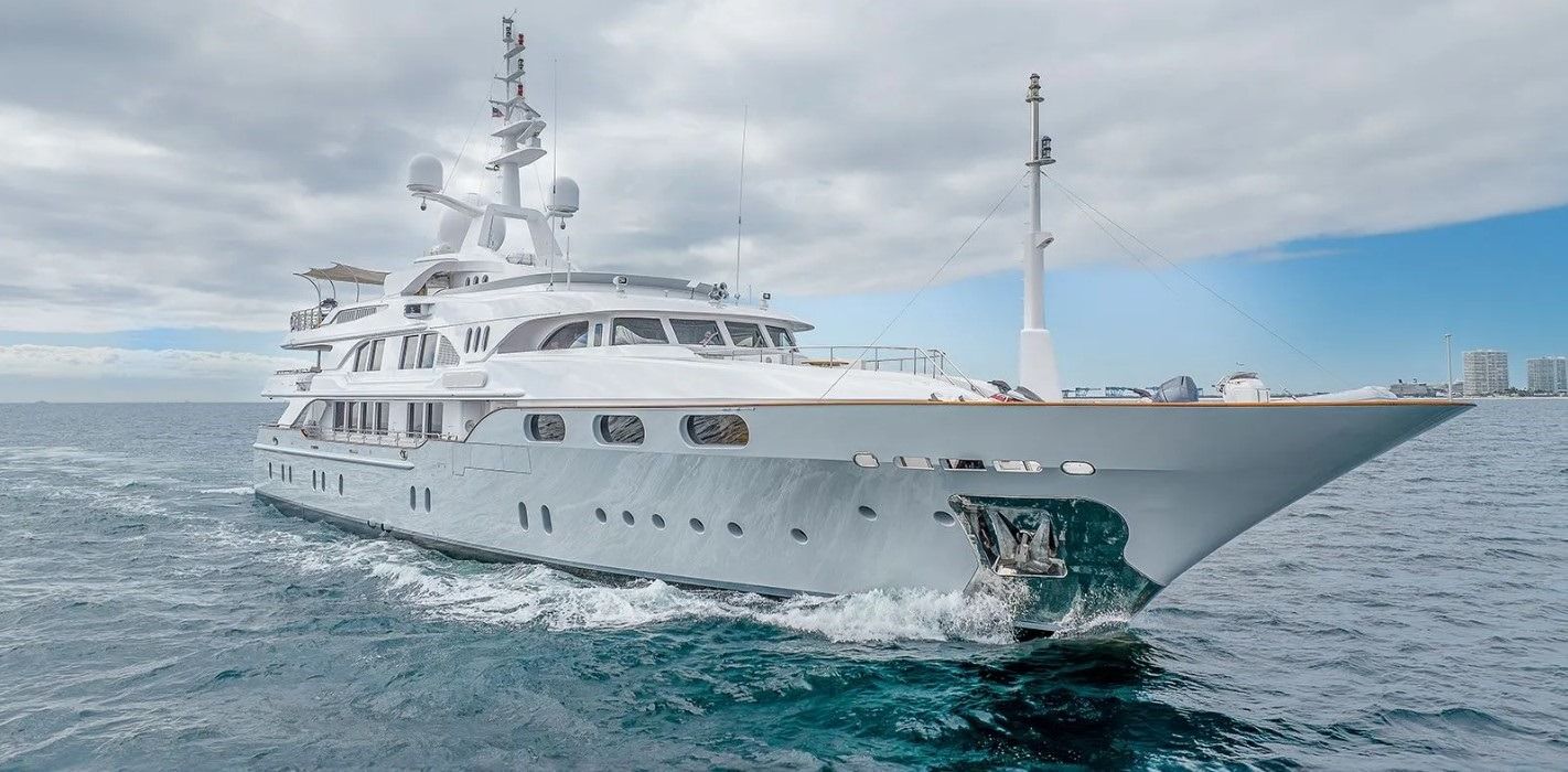 1997 Benetti 54M — en venta — Saint Vincent and the Grenadines — photo 1 of 44