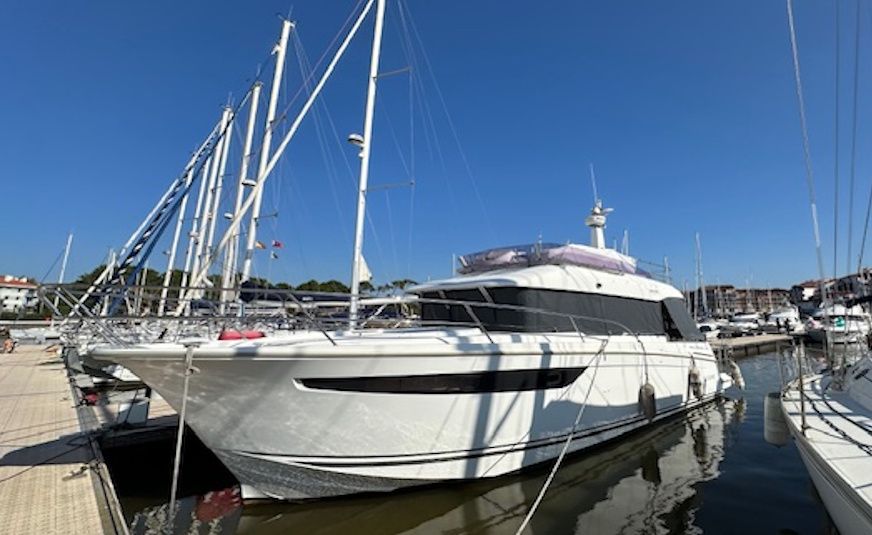 2016 Jeanneau Velasco 43 — zu verkaufen — Hondarribia, Spain — photo 1 of 45