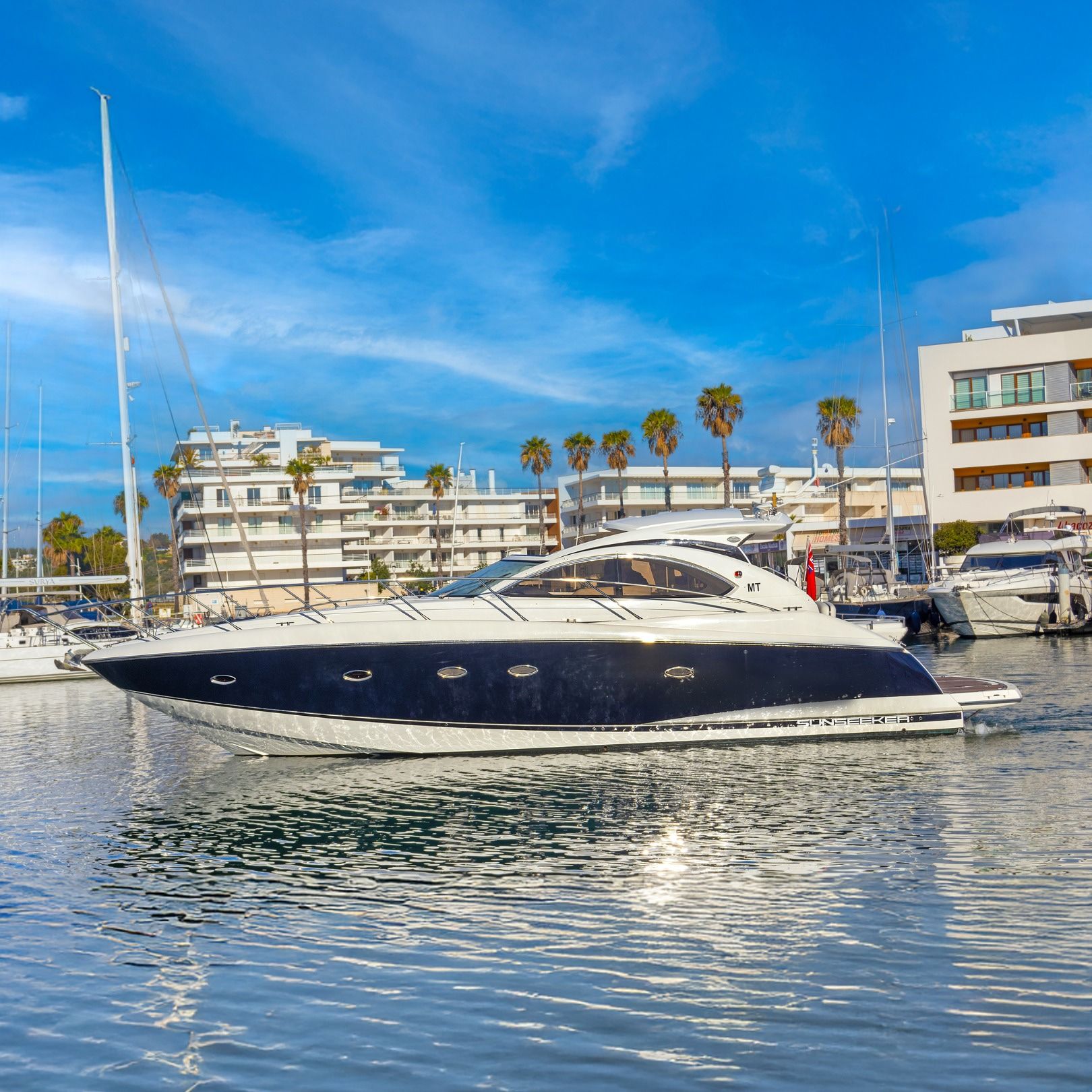 2008 Sunseeker Portofino 47 — à louer — Marina de Lagos, Portugal — photo 1 sur 5