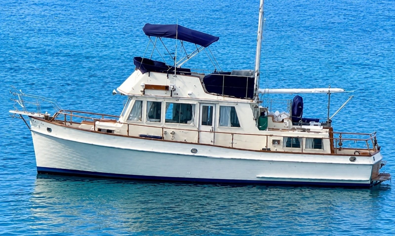 1985 Grand Banks 36 Classic — à vendre — Placida, United States — photo 1 sur 23