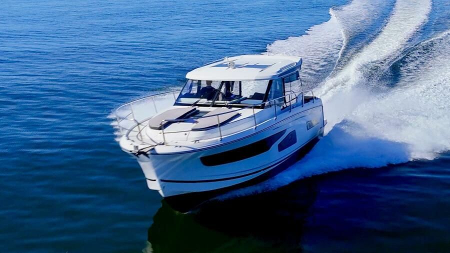 2020 Jeanneau NC 1095 — in vendita — St Petersburg, United States — photo 1 of 21