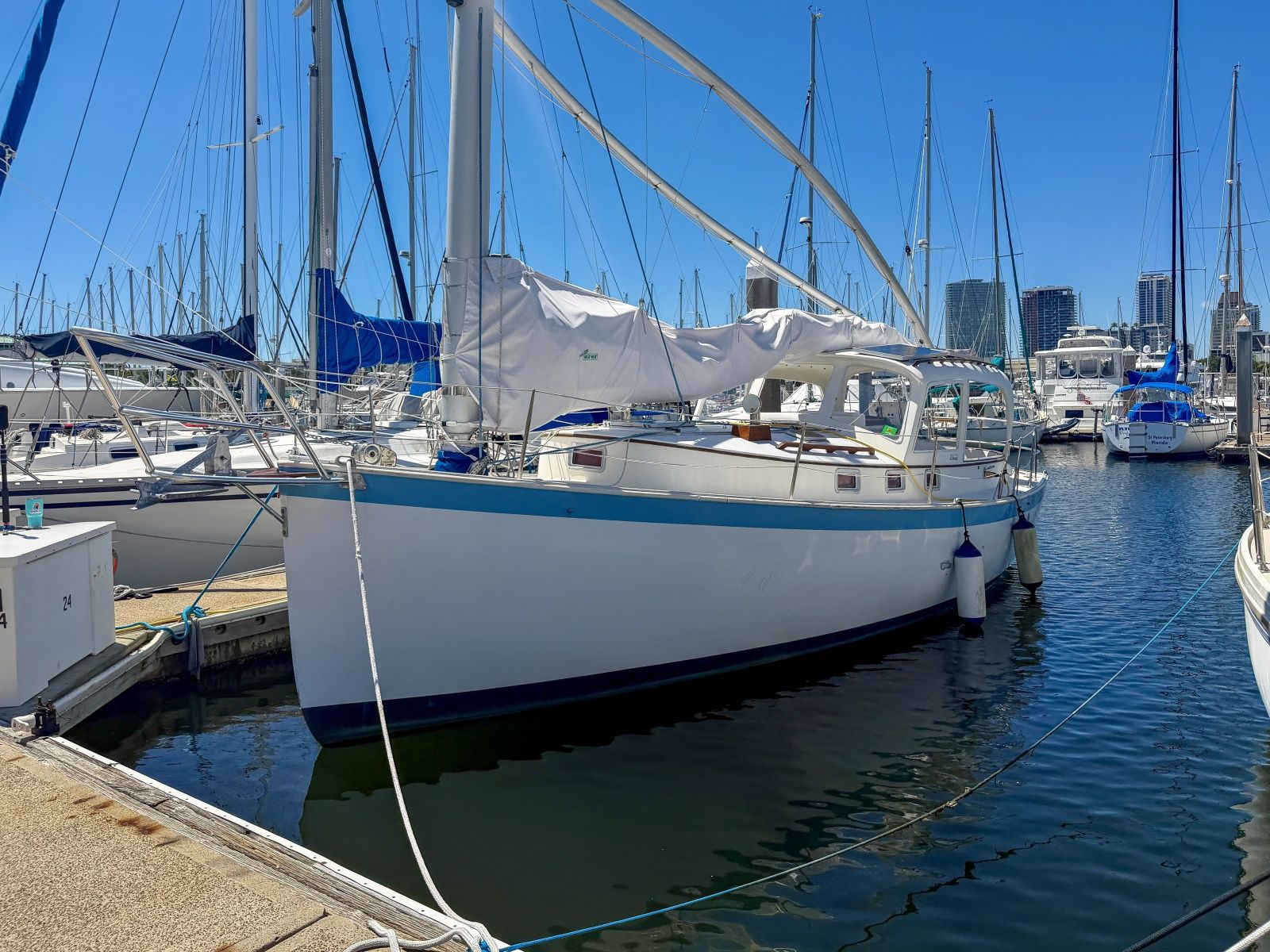 1987 Nonsuch 30 Ultra — in vendita — St. Petersburg, United States — photo 1 of 53