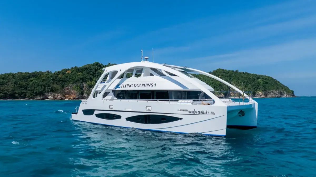 2026 FLYINGDONPHINE1 72 — à louer — Phuket, Thailand — photo 1 sur 9