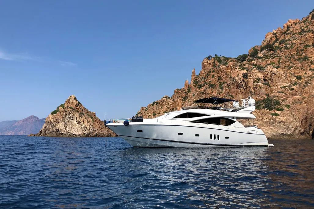 2006 Sunseeker 75 Yacht — zu verkaufen — Antibes, France — photo 1 of 39