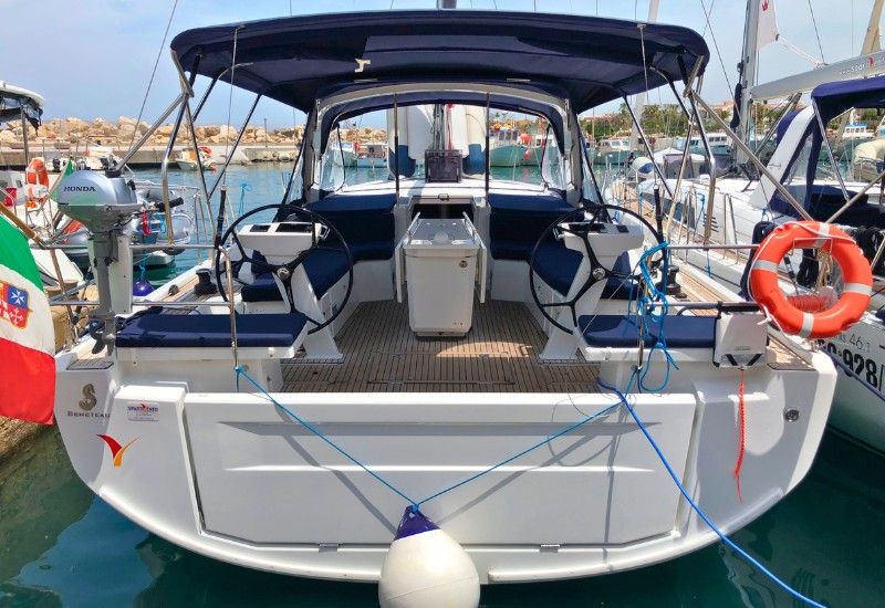 2019 Beneteau Oceanis 46.1 — zu chartern — Marina Cala de' Medici, Italy — photo 1 of 7