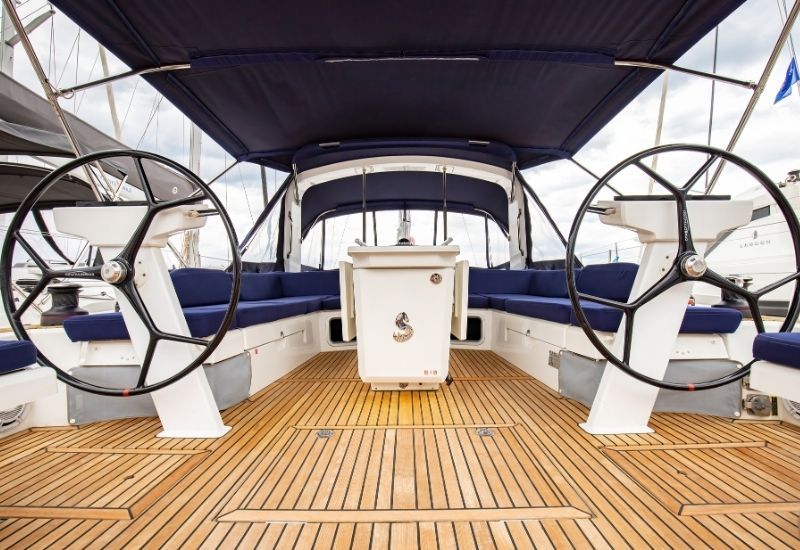 2020 Beneteau Oceanis 51.1 — zu chartern — Marina d'Arechi, Italy — photo 1 of 12