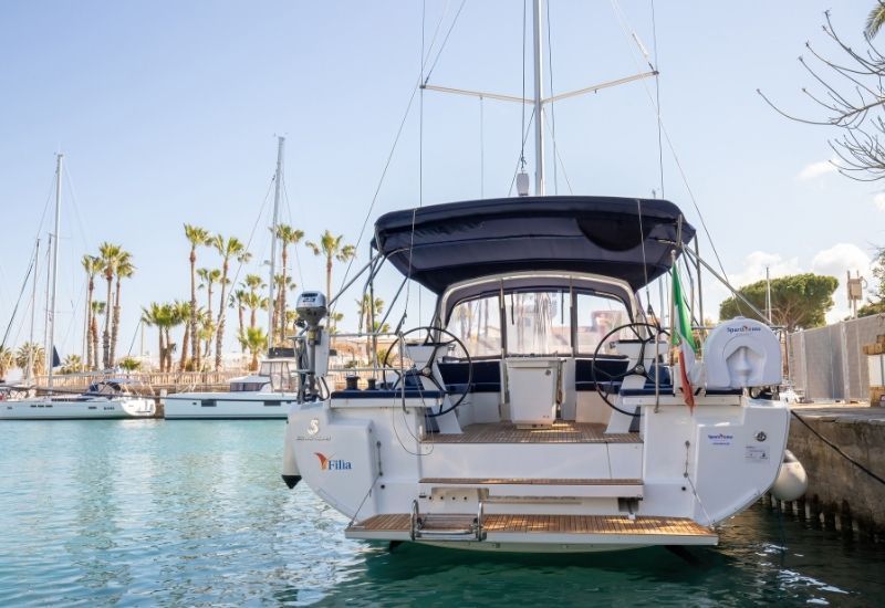 2020 Beneteau Oceanis 46.1 — zu chartern — Capo d'Orlando Marina, Italy — photo 1 of 13